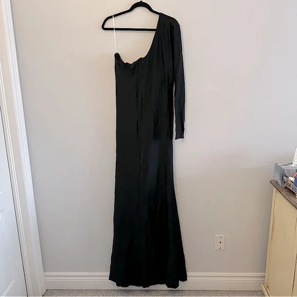 NWT - FashionNova A Forever Love Black Formal Evening Floor Length Maxi Dress - Picture 4 of 7